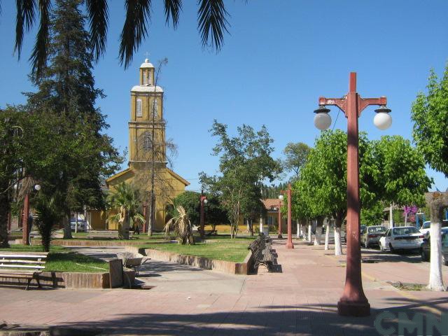 Archivo:Iglesia de Coinco1.jpg