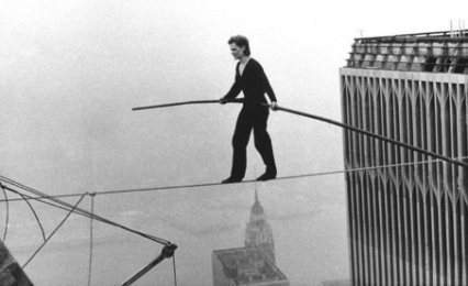 Archivo:Philippe petit torres gemelas.jpg