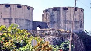 Archivo:Construcciones militares1.jpeg