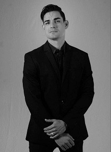 Leyber presentador.jpg