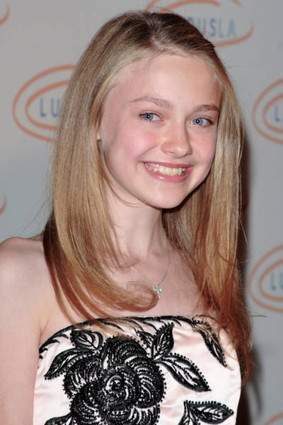 http://www.ecured.cu/images/2/20/Dakota-fanning.jpg