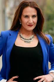 Claudia Pérez.jpg