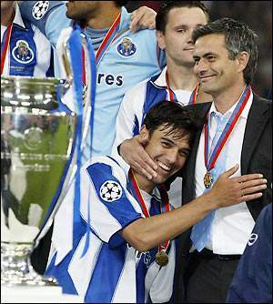 Archivo:Mou-oporto.jpg