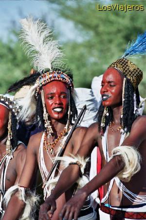 Archivo:Wodaabe.jpg