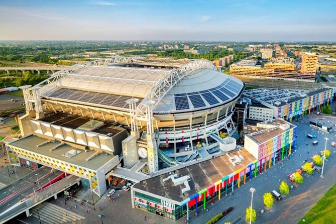 Archivo:Johann Cruijff Arena.jpg