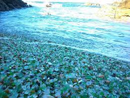 Archivo:PLAYA DE LOS CRISTALES.jpg