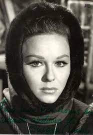 Susana Canales.jpg