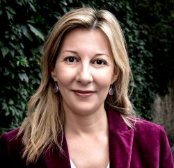 Eva-garcia-saenz-urturi-biografia-libros.jpg