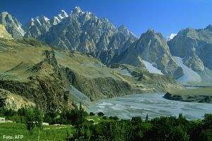 Valle-del-Hunza-Pakistan-2.jpg