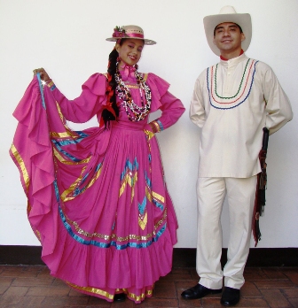 Archivo:Trajes tipicos de honduras opatoro.jpg