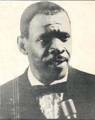 Percusionista cubano otra.jpeg