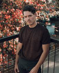 Carlos Busto 2.jpg