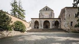 Abadía de Casamari.jpg