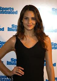 Fernanda Tavares.jpeg