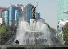 Fuente de la Diana Cazadora 2.jpg