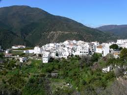 Archivo:Istán sierra de nieves.jpeg