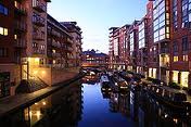 Birmingham canalside.jpg
