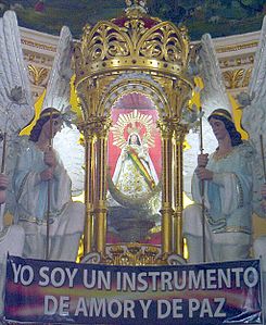 Virgen María de Urqupiña Quillacollo.JPG