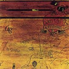 Archivo:AliceCooper 1972.jpeg