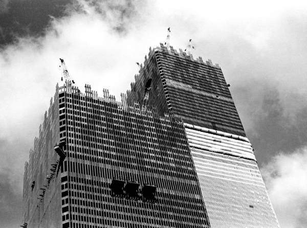 Archivo:Construccion torres gemelas.jpg