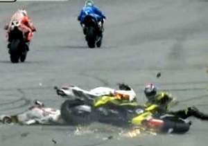 Archivo:Accidente simoncelli.jpg