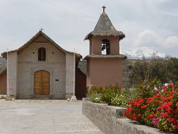 Iglesia San Francisco de Asís, de Socoroma, Región de Arica y Parinacota, norte de Chile.jpg