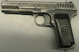 Pistola TT-30.jpg
