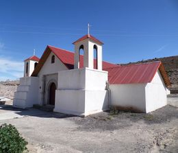 Iglesia de Limaxiña, chile.jpg