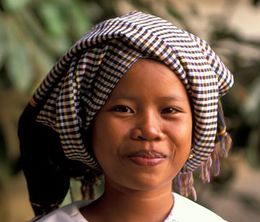 Cambodian-woman-wear-scarf.jpg