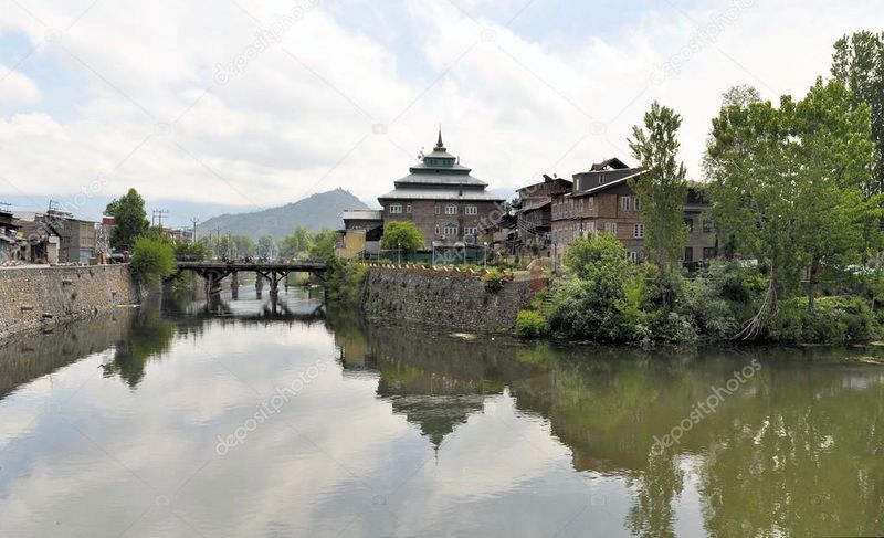 Archivo:Jahelum-river-in.jpg