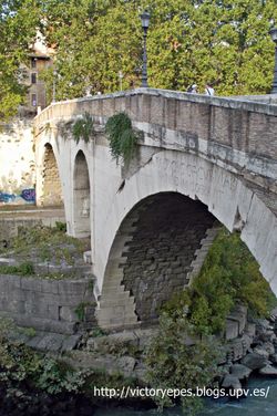 Ponte Fabricio.jpg