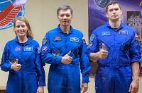 Loral O'Hara, Oleg Kononenko y Nikolai ChubAstronauta estadounidense y dos cosmonautas rusos.