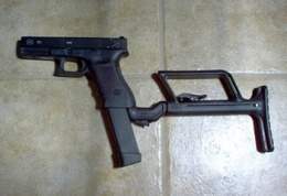 Pistola Glock 18.jpg