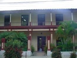 Casa de vivienda de la familia de Don Julian Zulueta.JPG