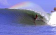Surfing-en-nias.jpg