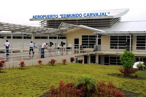 Aeropuerto Coronel Edmundo Carvajal.jpg