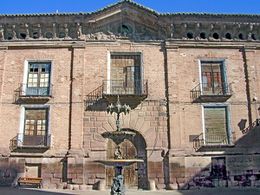 Palacio de los Condes de Morata en Morata de Jalón.jpg