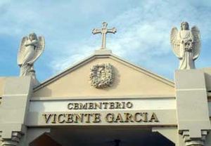 Cementerio Vicente García (Entrada).jpg