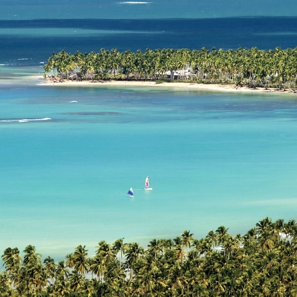 Archivo:Playa Bavaro.JPG