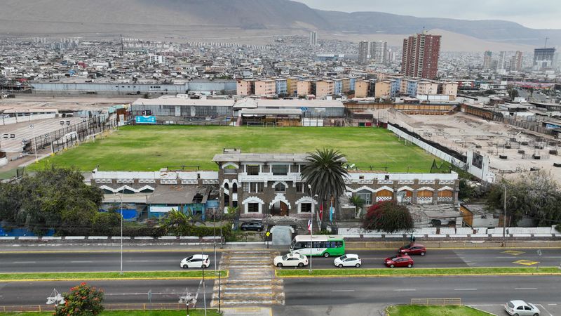 Archivo:Estadio Cavancha.jpg