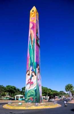 Obelisco-macho-u-obelisco-de santo domingo.jpg