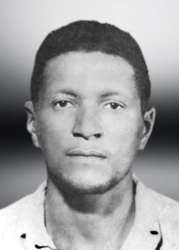 SANTIAGO ESCOBAR ARRECHEA.jpg