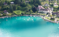 Hoteles en el lago de Annecy (Francia).png