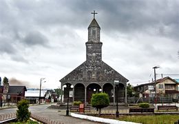 Iglesia Achao, Chile.jpg