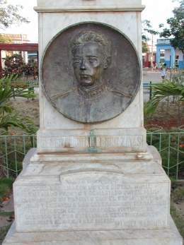 Monumento a J.B.Zayas.jpg