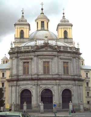 471px-Basílica de San F.jpg