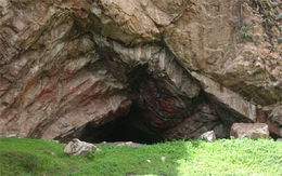 Cueva Guitarrero.jpg