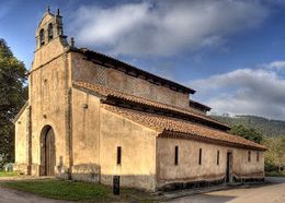 Iglesia de San Salvador de Priesca.jpg