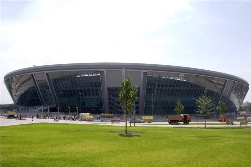 Archivo:Donezk Donbass Arena.jpg