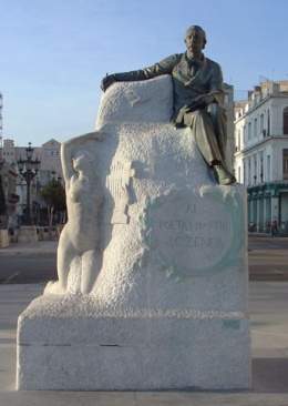 Monumento a Juan Clemente Zenea.jpg